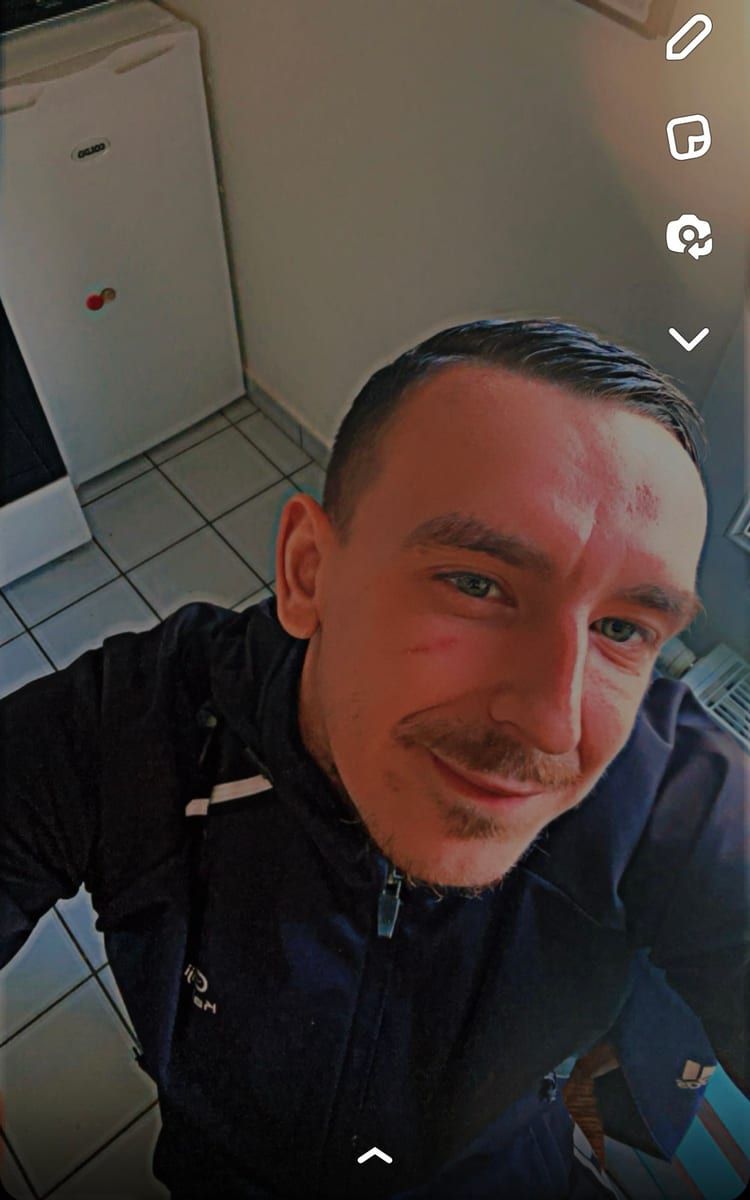 Profil de Ousseni, 45 ans, Jeune gay à Châtel-St-Denis (Fribourg)