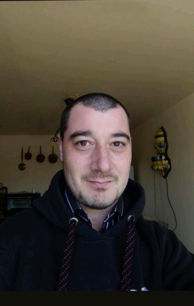 Profil de Zyad, 35 ans, Jeune gay à Rohrbach (Berne)