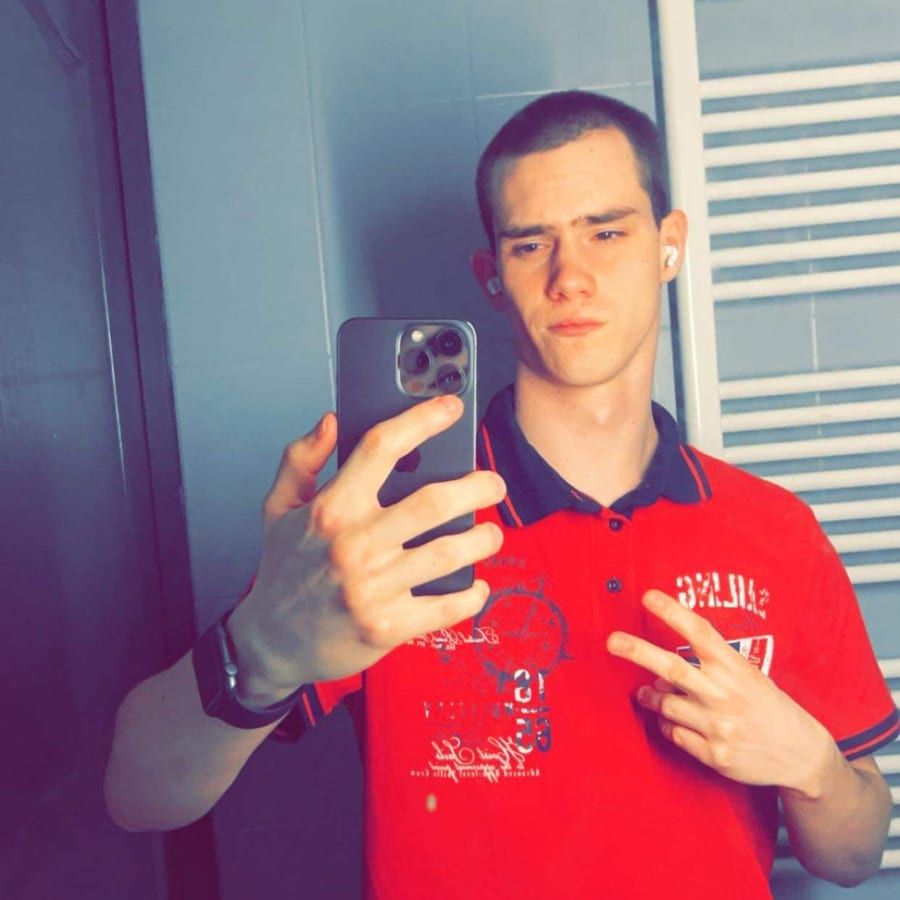 Profil de Marc-anthony, 23 ans, Jeune gay à Port (Berne)
