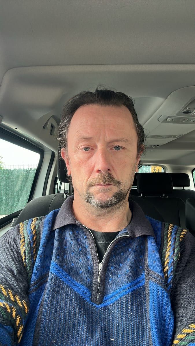 Profil de El-amine, 36 ans, Jeune gay à Rivera (Tessin)