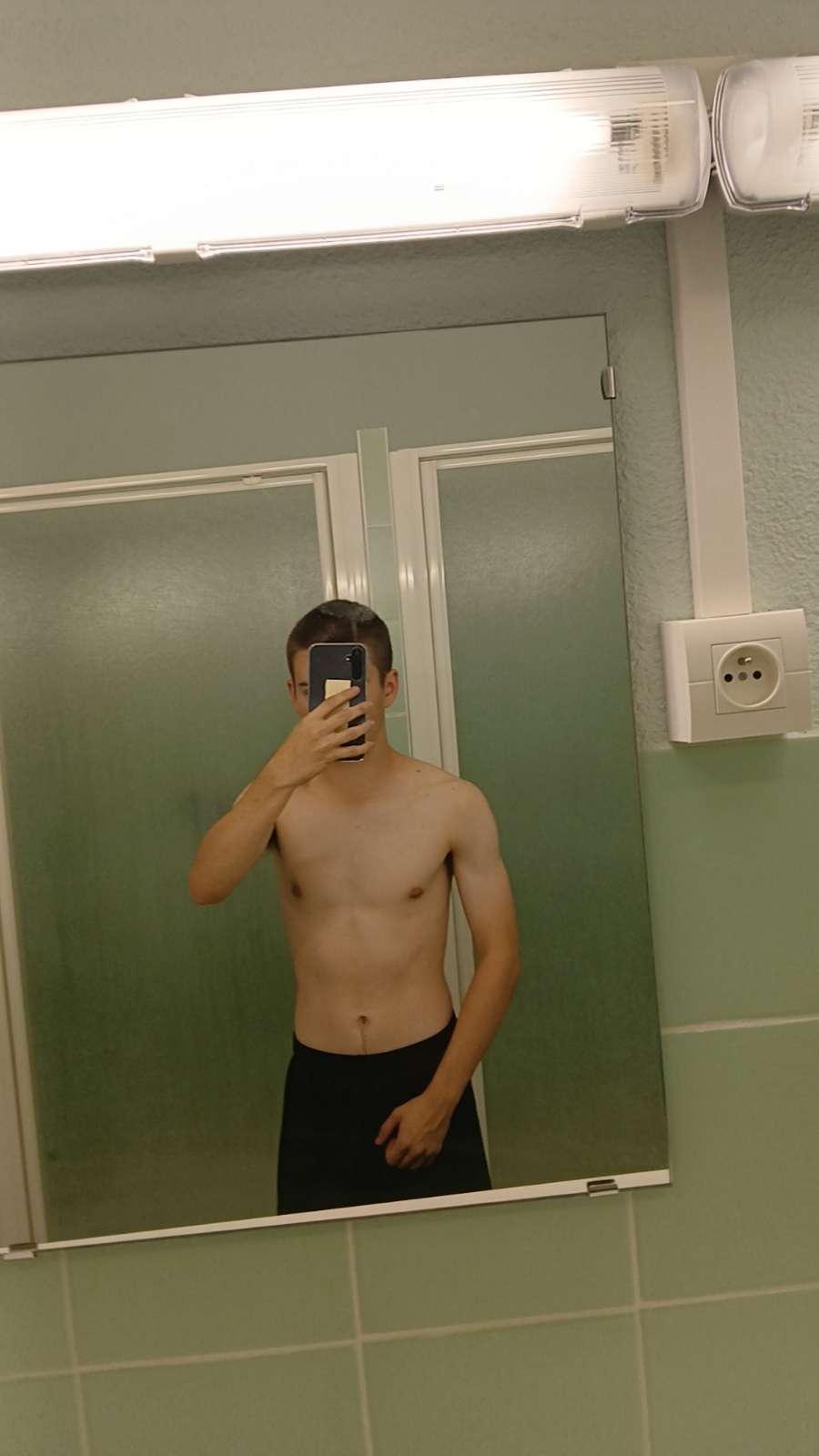 Profil de Darrell, 45 ans, Jeune gay à Eclépens (Vaud)