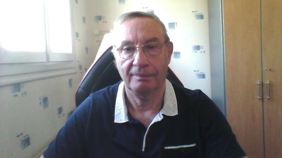 Profil de Diren, 41 ans, Jeune gay à Naters (Valais)