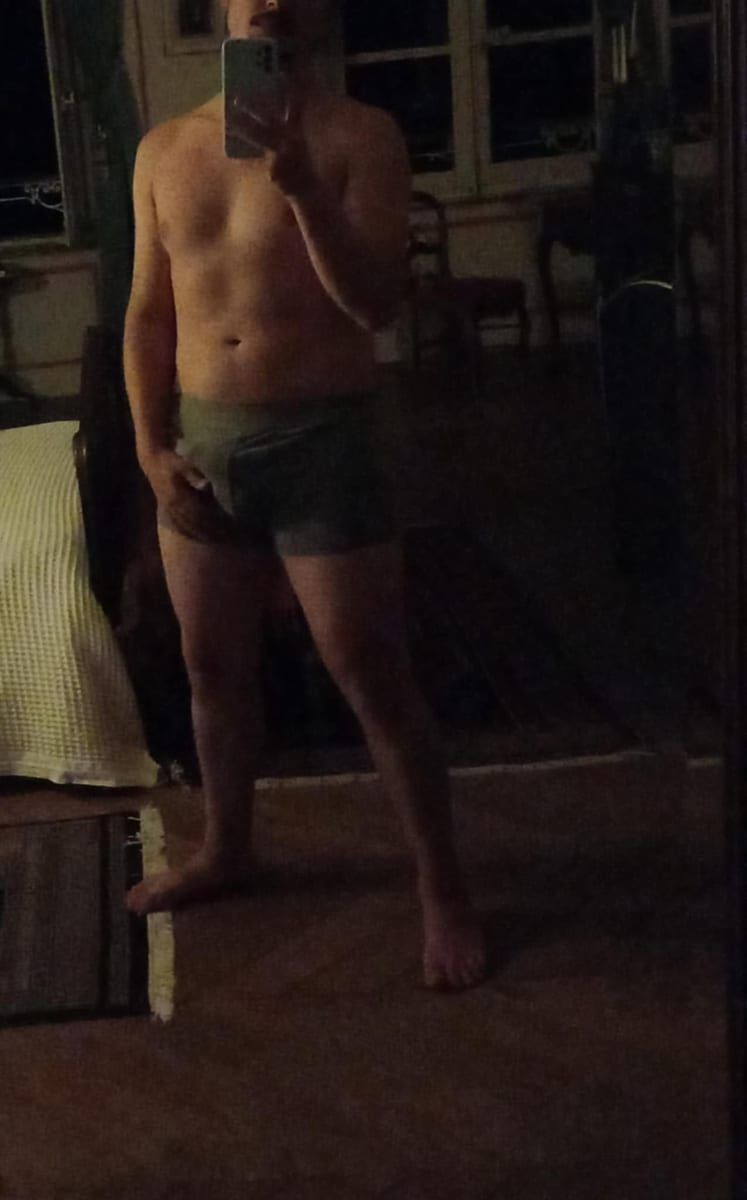 Profil de Elios, 25 ans, Jeune gay à Port (Berne)