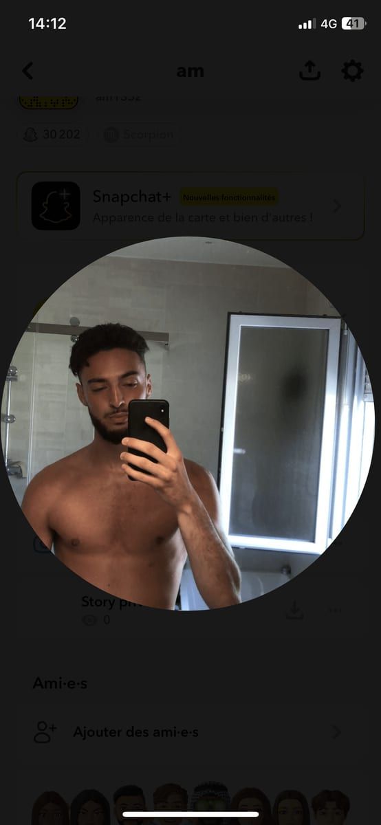 Azzaro - Jeune gay à Vernier Profil de Azzaro, 37 ans, Jeune gay à Vernier (Genève)