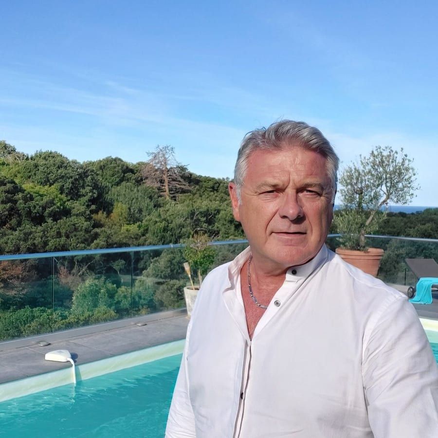 Profil de Dumenicu, 25 ans, Jeune gay à Wolfhalden (Appenzell Rhodes-Extérieures)