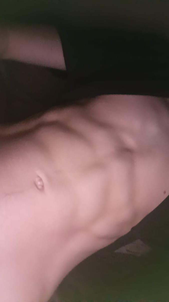 Profil de Kalide, 25 ans, Jeune gay à Balmberg (Soleure)