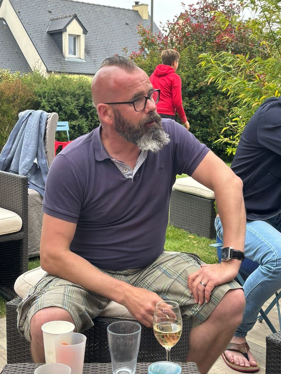 Profil de Luidgi, 45 ans, Jeune gay à Vira (Gambarogno) (Tessin)