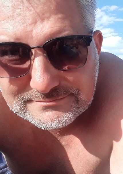 Profil de Saint-just, 27 ans, Jeune gay à Villeneuve VD (Vaud)