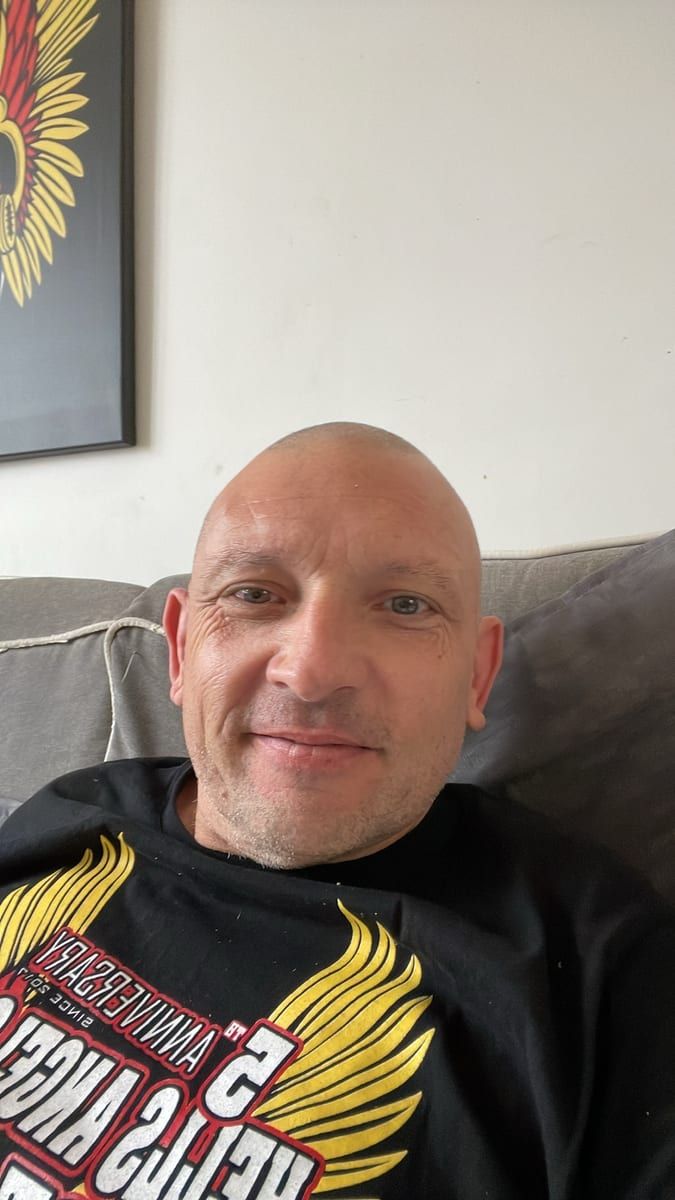 Profil de Saliou, 28 ans, Jeune gay à Flüh (Soleure)