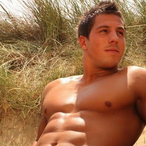Profil de Summer, 24 ans, Jeune gay à Ennetbürgen (Nidwald)