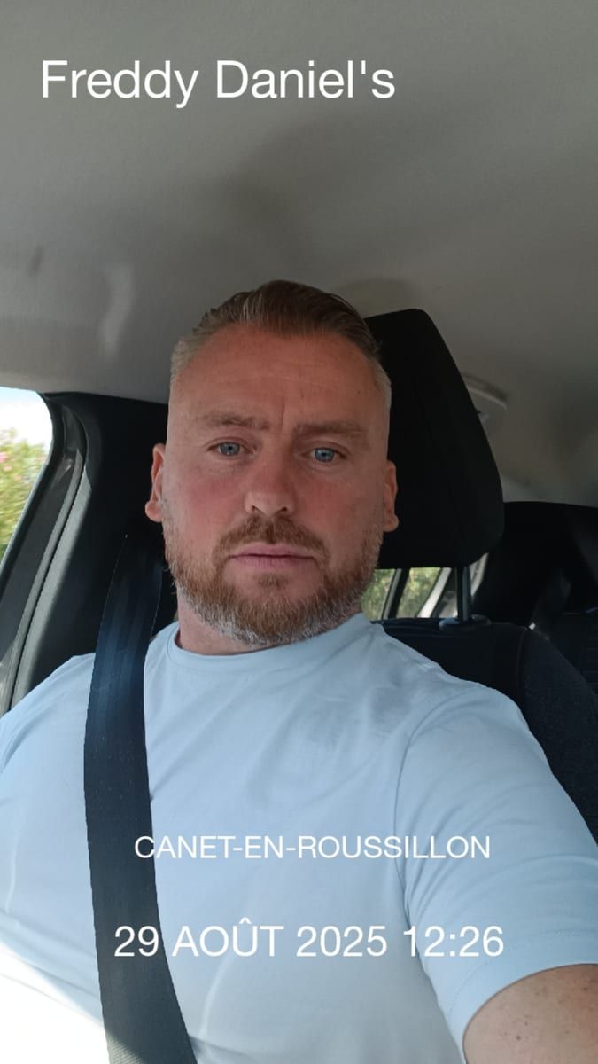 Profil de Luidgi, 38 ans, Jeune gay à St. Niklausen OW (Obwald)