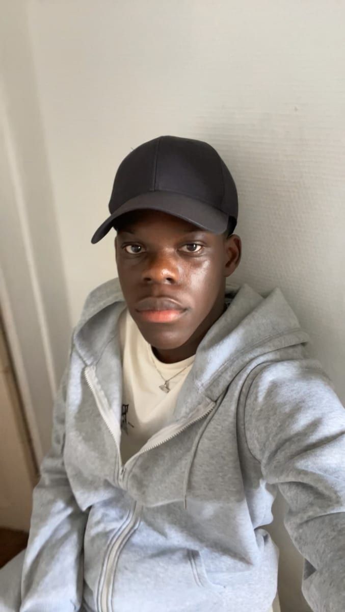 Profil de Nazih, 45 ans, Jeune gay à Zwingen (Bâle-Campagne)