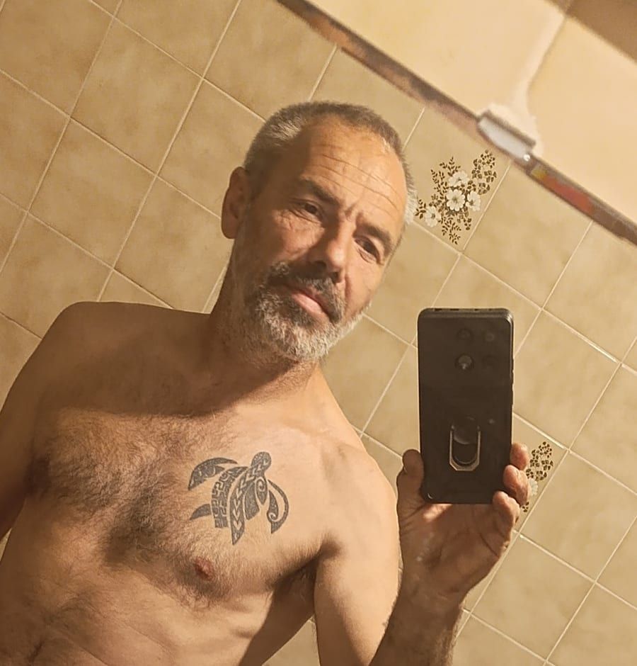 Profil de Rodriguez, 32 ans, Jeune gay à Villars-sur-Fontenais (Jura)