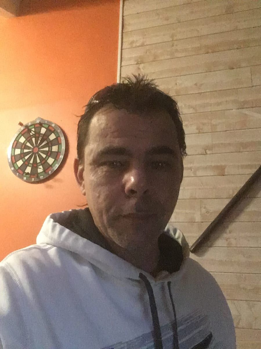 Profil de Kely, 27 ans, Jeune gay à Hinterfultigen (Berne)