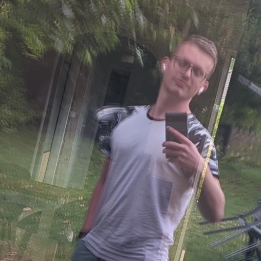 Profil de Scherif, 25 ans, Jeune gay à Saas im Prättigau (Grisons)