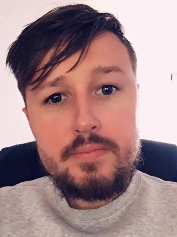 Profil de Ramuntcho, 44 ans, Jeune gay à Châtel-St-Denis (Fribourg)