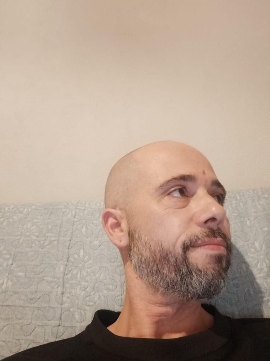 Profil de Bocar, 36 ans, Jeune gay à Perles (Berne)