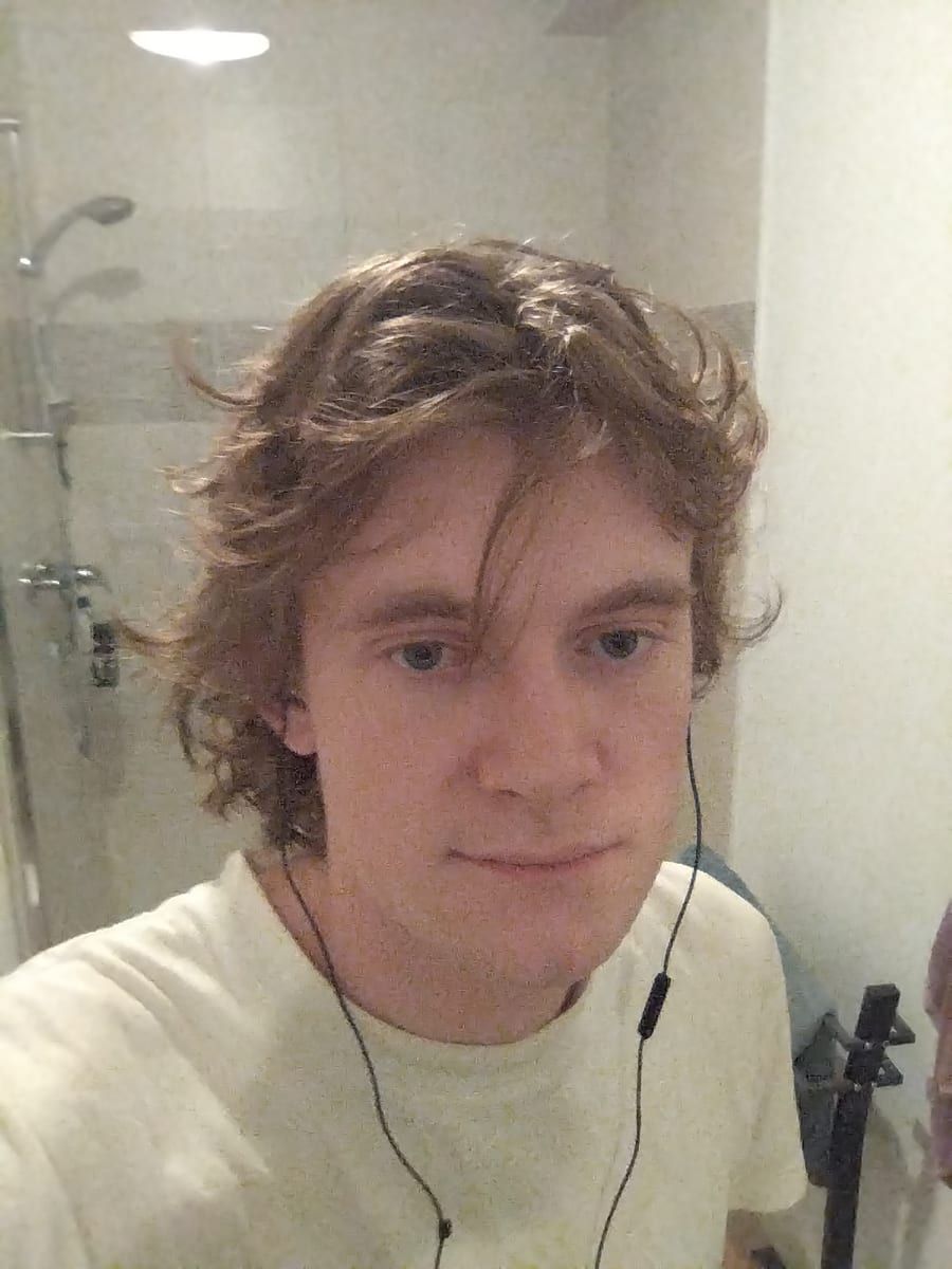 Iann - Jeune gay à Zullwil Profil de Iann, 28 ans, Jeune gay à Zullwil (Soleure)