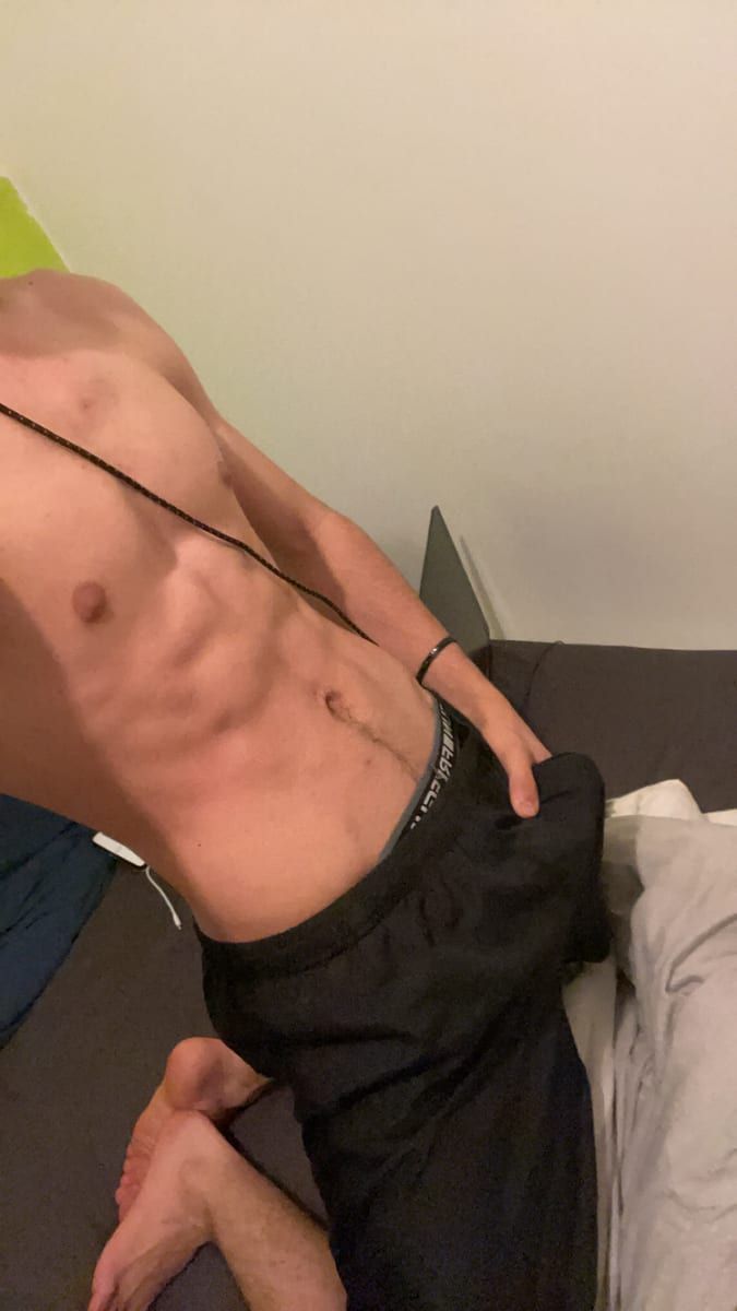 Profil de Shay, 22 ans, Jeune gay à Vattiz (Grisons)