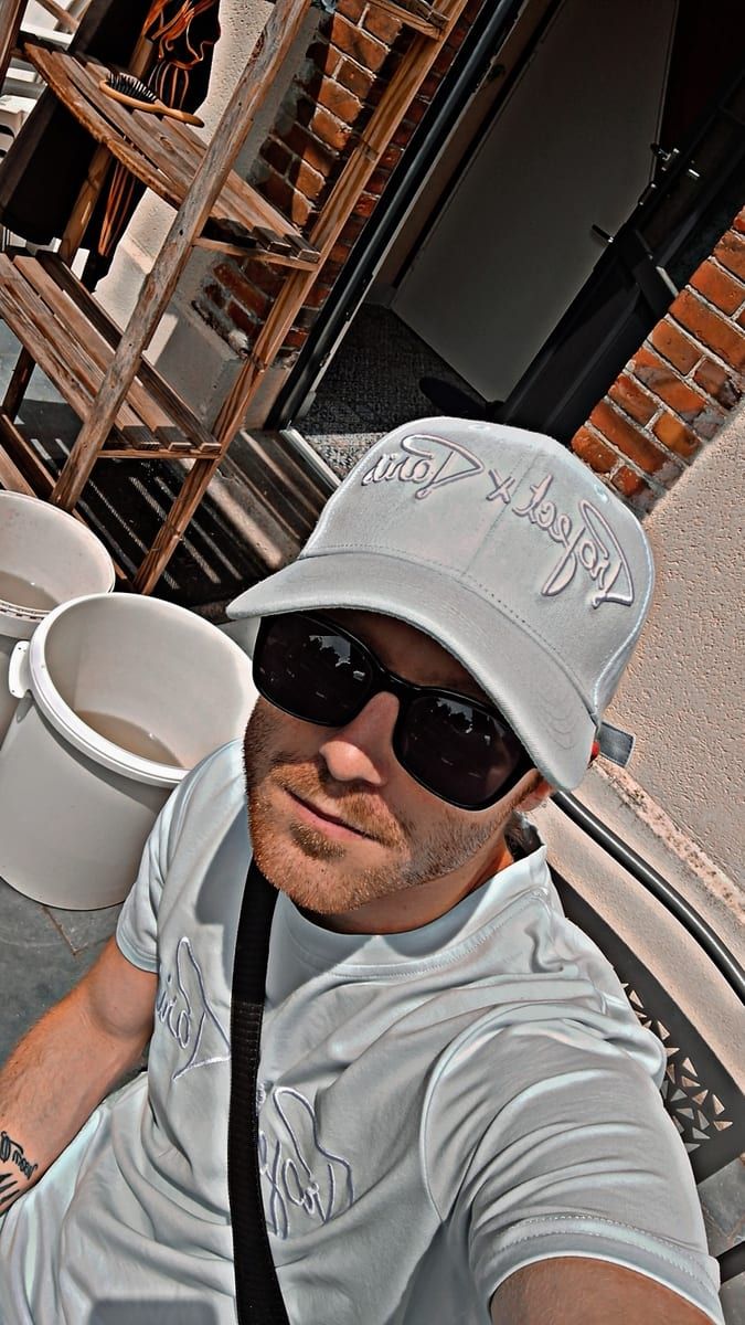 Profil de Elton, 28 ans, Jeune gay à Eclépens (Vaud)