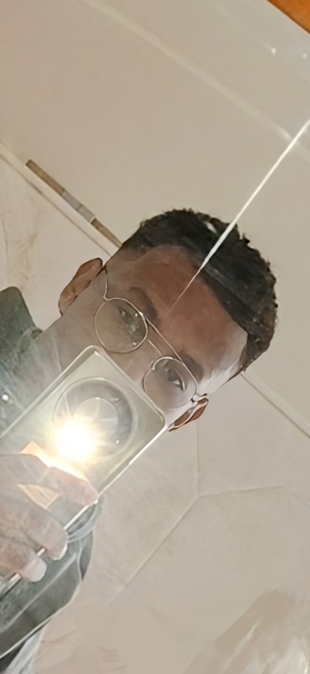 Profil de Djebar, 28 ans, Jeune gay à Binn (Valais)