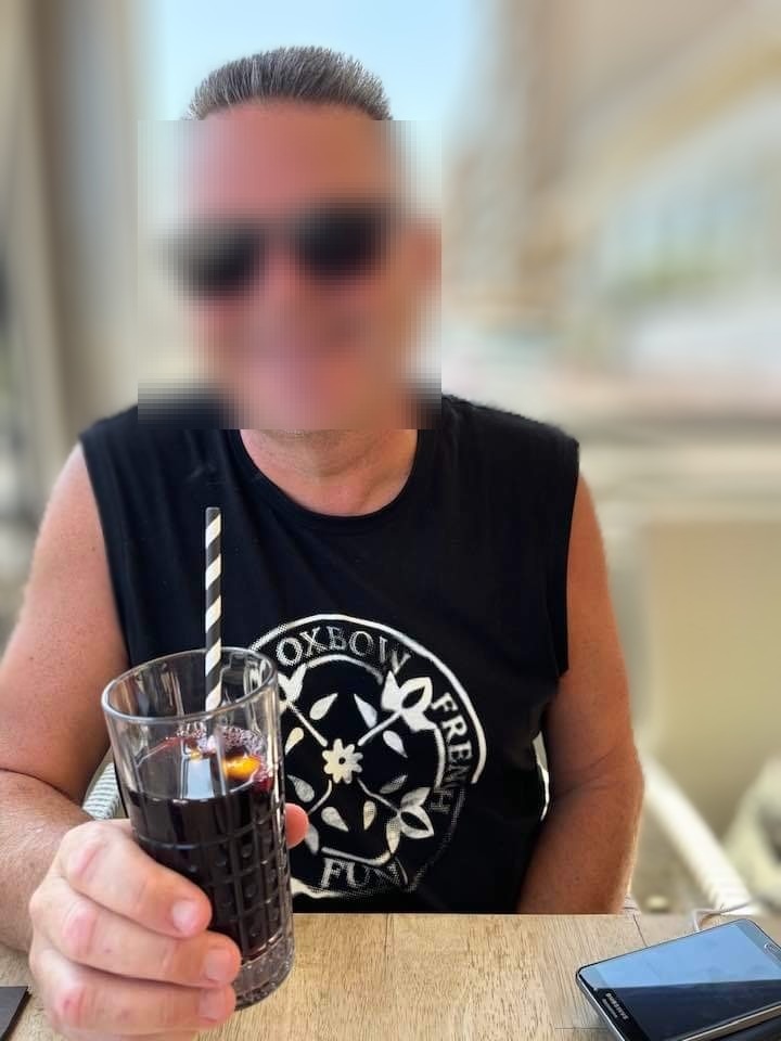 Eraldo - Jeune gay à Wirzweli Profil de Eraldo, 41 ans, Jeune gay à Wirzweli (Nidwald)