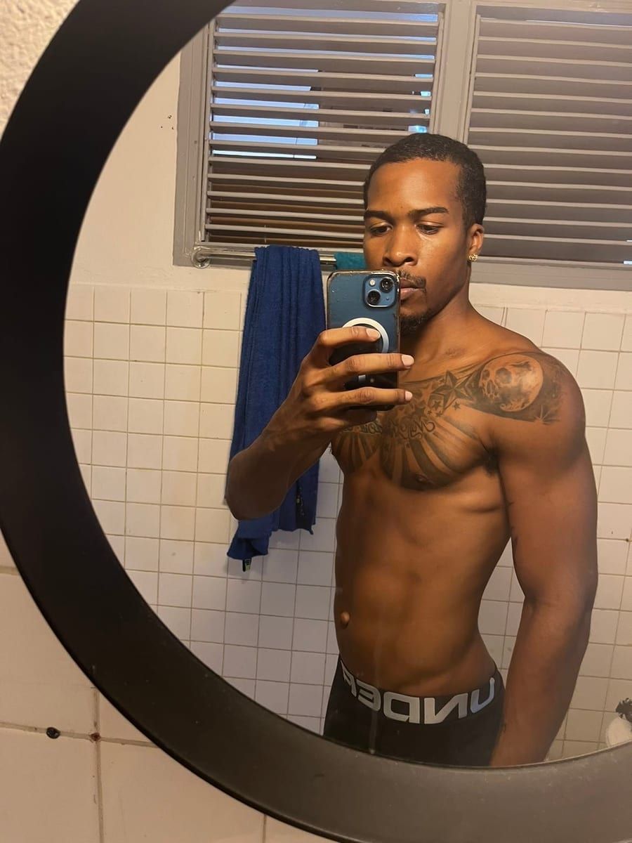 Profil de Louis-guillaume, 23 ans, Jeune gay à Bauen (Uri)