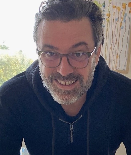 Logane - Jeune gay à Zwillikon Profil de Logane, 40 ans, Jeune gay à Zwillikon (Zurich)