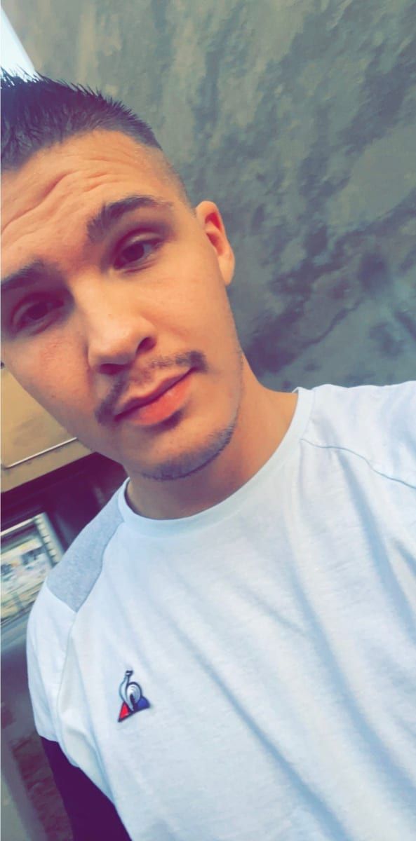 Soufian - Jeune gay à Zwischenflüh Profil de Soufian, 38 ans, Jeune gay à Zwischenflüh (Berne)