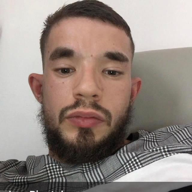 Profil de Messaoud, 35 ans, Jeune gay à Ersigen (Berne)