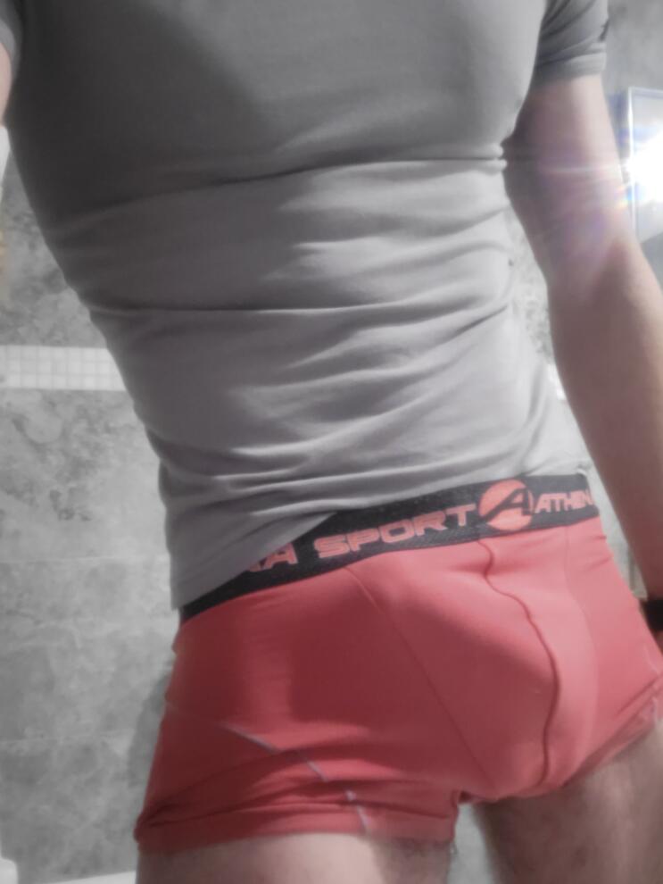 Profil de Apollon, 30 ans, Jeune gay à Nods (Berne)