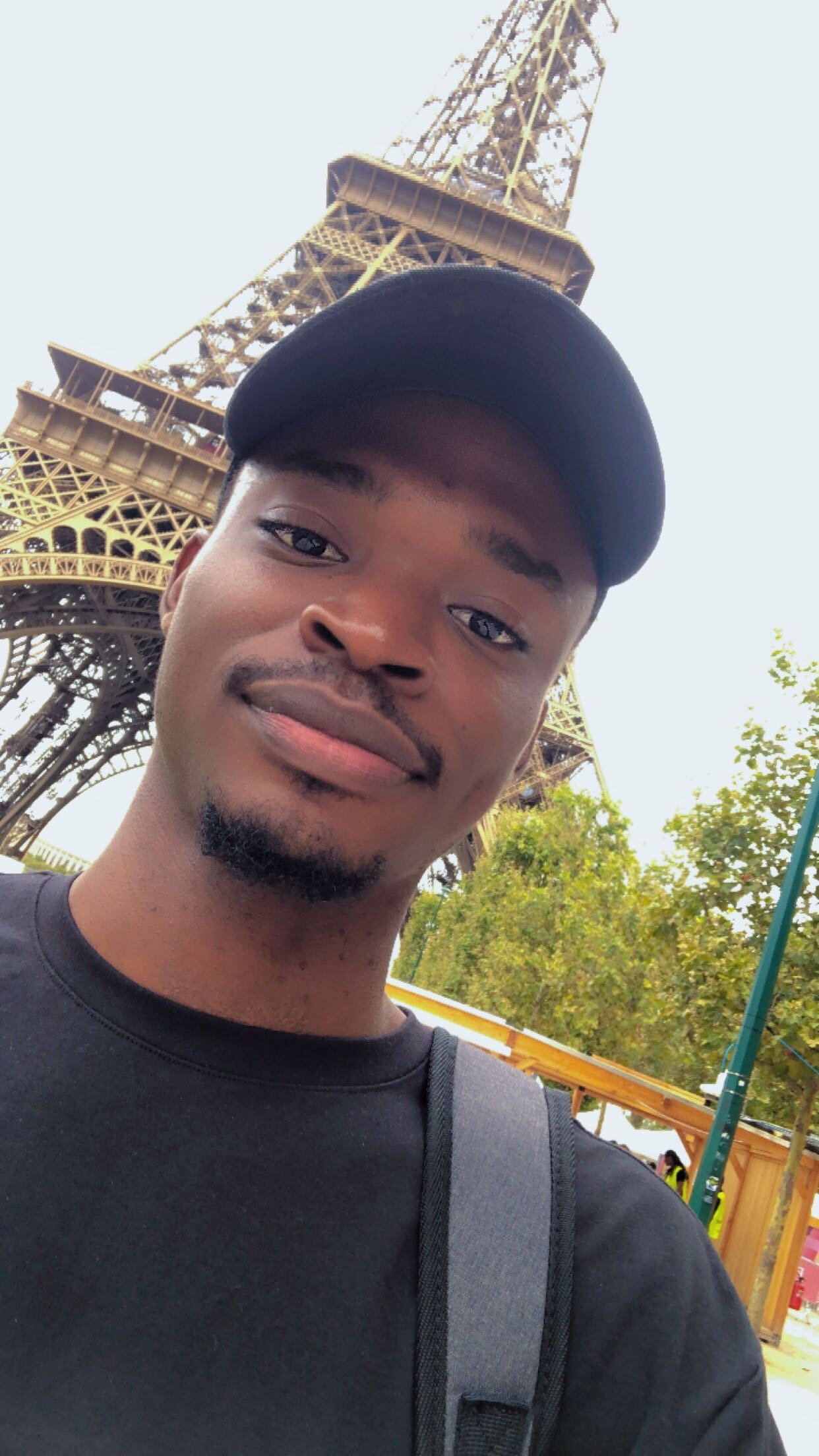 Nahe - Jeune gay à Zermatt Profil de Nahe, 37 ans, Jeune gay à Zermatt (Valais)